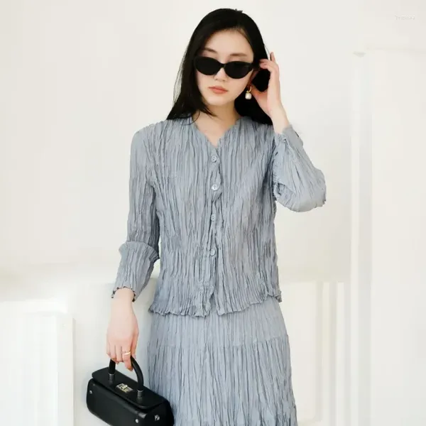 Abiti da lavoro Miyake 2024 primavera/estate camicia casual a maniche lunghe a maniche lunghe pieghettata pieghettata con gonna a una linea set di moda coreana