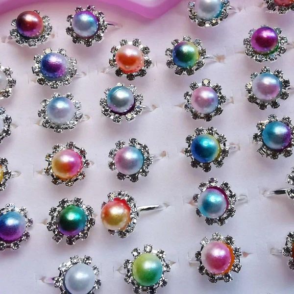 Anelli di cluster 12 pezzi/scatola Colorful Pearl Jewelry con Show Box Regalo di compleanno Set regolabile per bambine