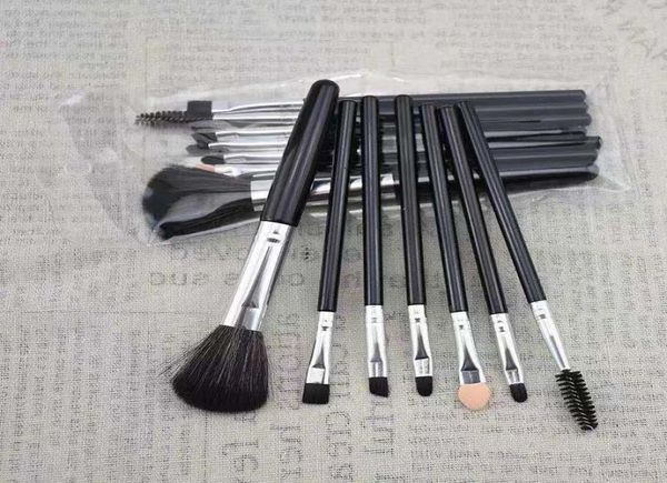 Bizzavi spazzole per trucco da 7 pcs set professionale in polvere Fondazione blush di sfumatura di ombretto per occhiali estetici Kit di pennello per occhiali strumenti 10se7471278