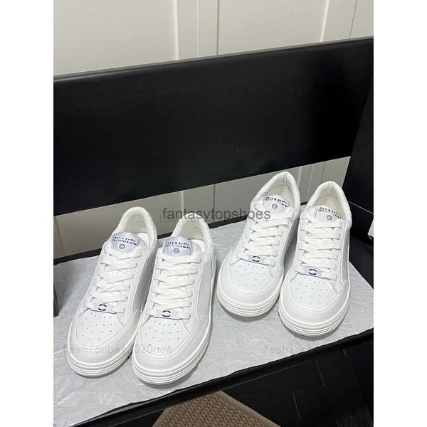 Canais Sapatos Designer Luxury Classic Sneaker Butt Letter Impresso Casual Sapatos de baixa plataforma feminino senhoras ao ar livre Zapatos Baskeball