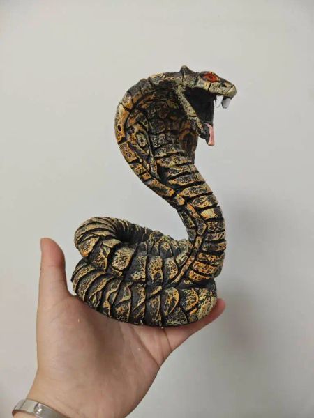 Sculture aqumotic splicing pietra tassidermy collecture raccolta resina piccola creatura creatura scul tigre serpente dinosauro squalo lucertolo leone