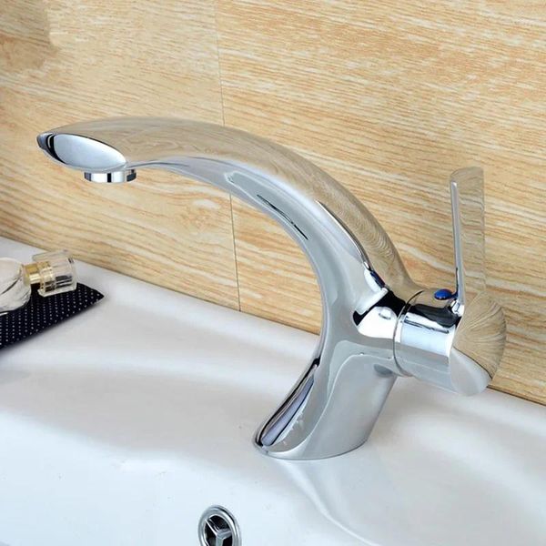 Rubinetti del lavandino da bagno moderno moderno moderno washbasin design mixer rubinetto e rubinetti dell'acqua fredda per il bacino di