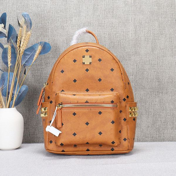 Backpack Designer Book Bag McMcs Bolsa Moda Menina Mulheres Viagem Bolsas de Mochilas Viagem Bolsas de ombro elegantes Pacotes traseiros meninos meninos itens mais vendidos clássicos