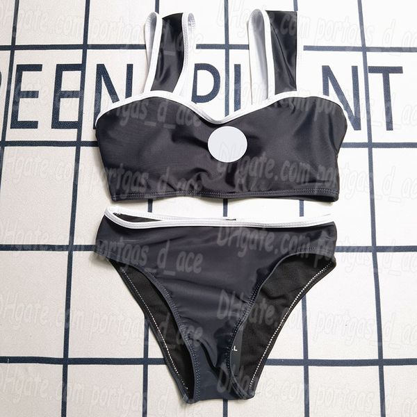 Marka Kadın Mayo Sutyen Kılavuzu Set Lüks Seksi Bikinis Tasarımcı Kadın Lingerie Set Mektubu Beyaz Siyah Yaz Yüzme Vücudu