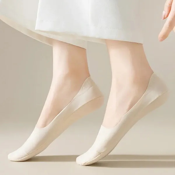 Donne calze basse top top elastica elastica non slip da yoga pannelli di calzino solido boccia superficiale Uso quotidiano ultra-sottile
