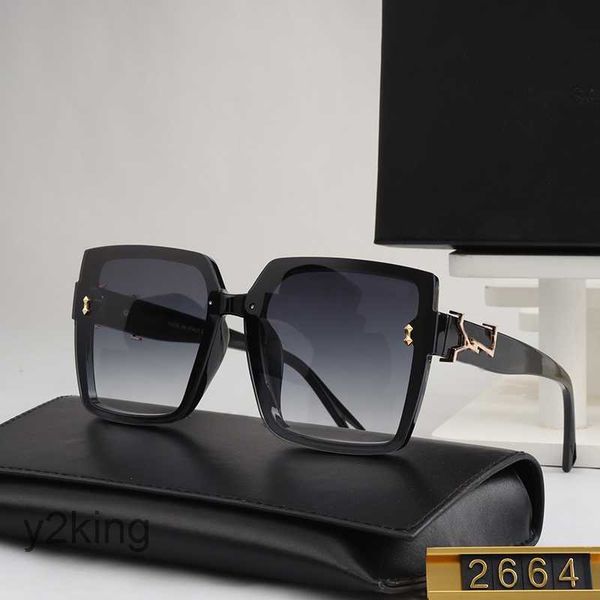 Designer y Sonnenbrille für Frauen Herren Brillen PC Objektiv Vollrahmen UV400 Sonne Buntes Vintage -Proof -Brillen Luxusdruck Übergroße Adumbral SL5 LN3D LN3D LN3D