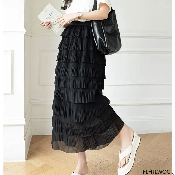 Röcke Schicht Rüschen Kuchen Rock Design Chic Korea Mode Frauen solide schwarze Tunika -Feiertag White Long Maxi