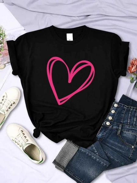 Damen T-Shirt Plus Größe Pink Pink Heart-formed Drawed Womens T-Shirt Personalisiertes lässiges T-Shirt Full Math Kurzärmeled Kreativ O-Neck Damen Topl2405