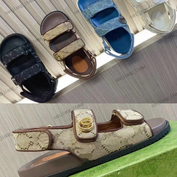 2024 verão de sola grossa sandálias femininas sapatos de grife bordados g sandal lona de jeans da praia de praia chinelos casuais pilotos slides slingback