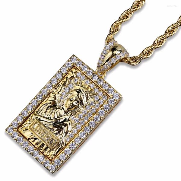 Anhänger Halsketten Bling Goldene Statue von quadratischen Anhängern für Männer Hunde Tag Kupfer asphaltiert CZ Crystal Out Hip Hop Rapper Schmuck Schmuck