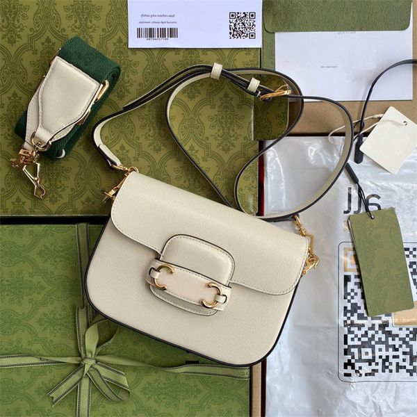 Bolsa selas de bolsa com mochilas de sacola de gangue de designers bolsas pendentes de metal magnético 7a bolsas de ombro de qualidade feminino bolsas de crossbody 22s 22s