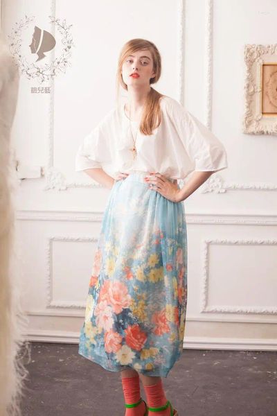 SKIRTS LYNETTE de Lynette's Chinoiserie Summer Design original Women Women vintage Silk Rússica Estampa floral elástica Salia Azul de Colo