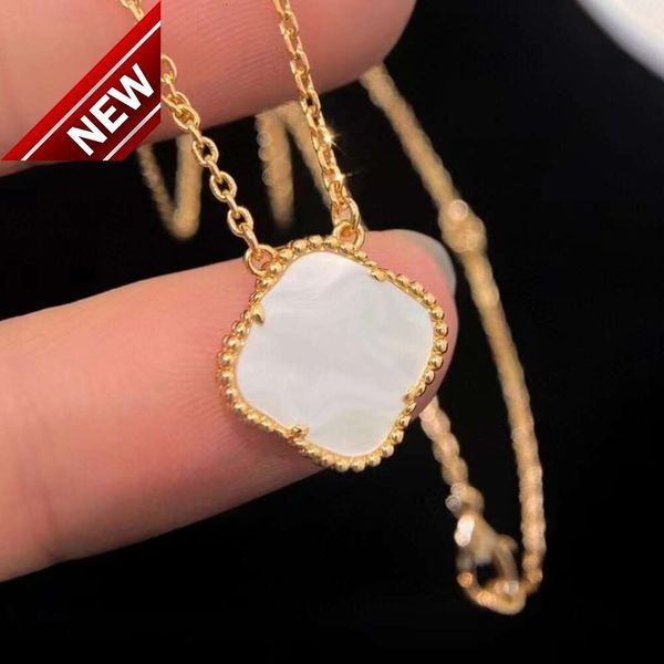 Nuovo Vans Clover Necklace Designer Necker Jewelry for Women Ice Out Chain 925 Sterling Silver Luxury Gioielli Gold Chain Gold Clover Collace Fashion with Box