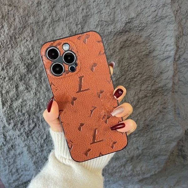 Capa de telefone sofisticada de luxo para iPhone 15 Pro Max, capa de padrão litchi premium para iPhone 14, materiais requintados usados