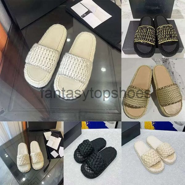 Chanelllies Designer Slipper canaliza Sandal Women Mulheres trançadas malhas perfumadas estilo Breeze Slippers casuais casuais de luxo de luxo ladries praia listrada fli plana fli