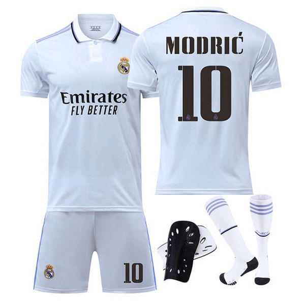 Futbol Jersey Yeni 2223 Real Madrid Futbol Erkekleri 10 Modric 9 Benzema Jersey Çocuk Eğitim Maç Takım Kiti