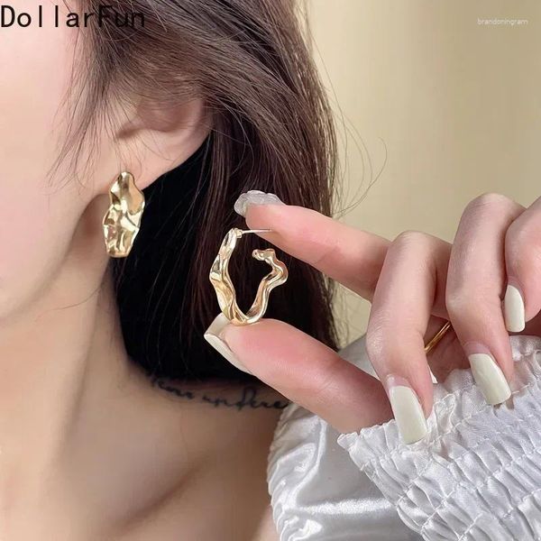 Bolzenohrringe unregelmäßige Metallgeometrie mit Hip -Hop -Stil und minimalistischem Design gotischer Schmuck Koreanisch