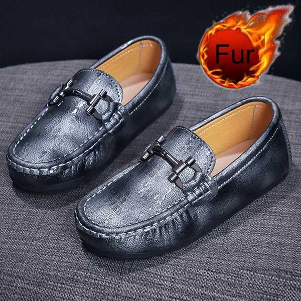 Sneakers New Genuine Leather Childrens Brand Moccasin Designer de moda Baby Childrens and Toddler Shoes Garota Casual Casual Slippers Q240506