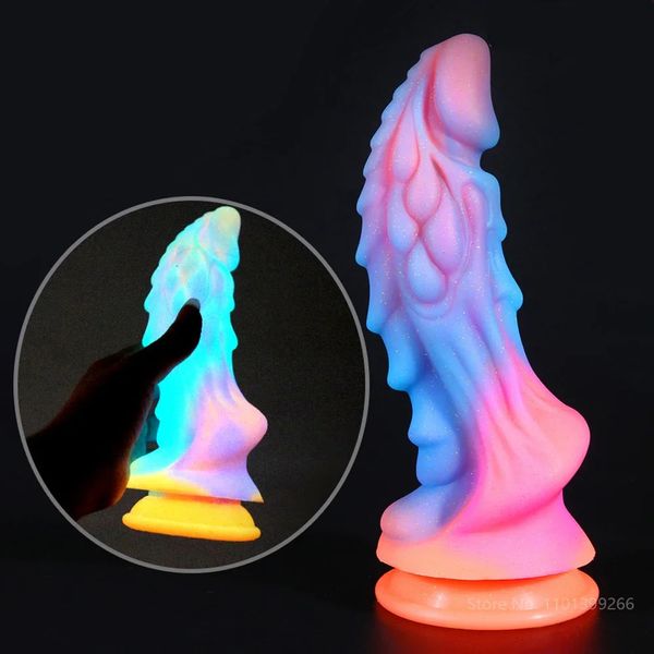 Giocattoli sessuali anali di dildo luminosi per donne uomini colorati di calo brillante di Dragon Monster Monster Dildo Butt Plug Toys 240506