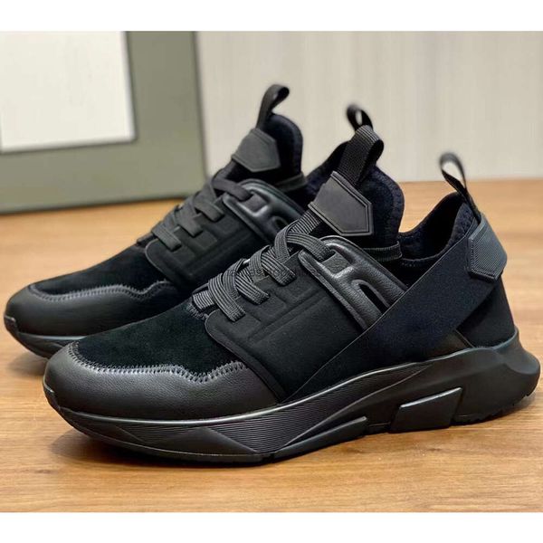 Sapatos de canais Tênis de alta qualidade tênis de corrida Homens Chaussures de Designer ECO Amigável James Sneaker Ford Tom Sports Christmas Casual A3