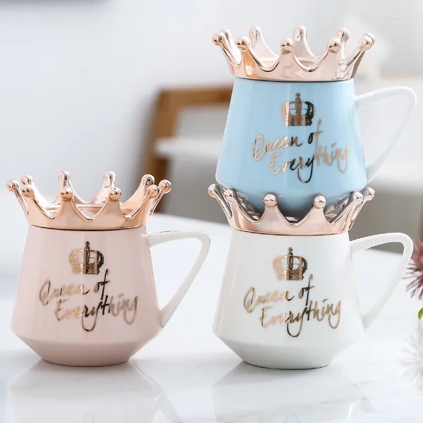 Кружки Creative Crown Mug Mulcolor с ложкой крышкой kawaii чашки кофейного пары подарочные чашки наборы для куколки керамика керамика керамика.