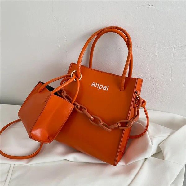 Bolsas de ombro textura pequena na primavera de 2024 Tide tote single holda de estilo ocidental