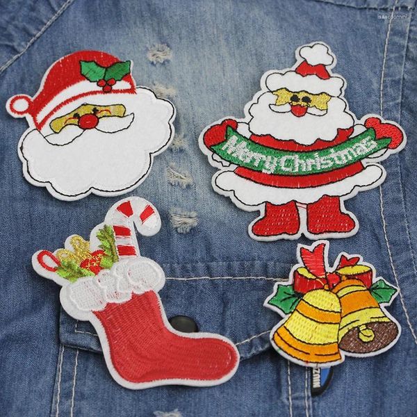 Spille ricamo di stoffa Babbo Natale spilla kawaii in stile cinese pin per spillo per pin per calze di Natale cucite battle bottone badge.