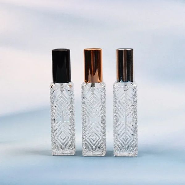 2024 15ml Quarda de perfume quadrado de vidro quadrado colorido Mini fragrância de embalagem cosmética Garraneiro de garrafa de vidro recarregável para vidro colorido