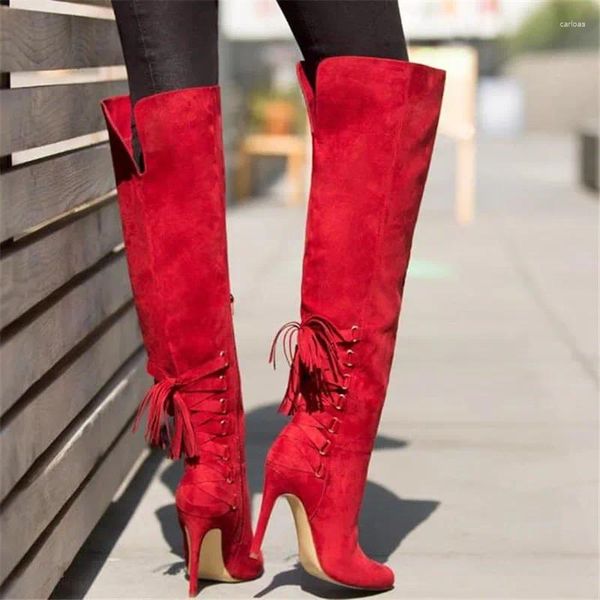 BOTAS Fashion Back Lace Up Designer Knee High Roman Cross amarrada de ponta dos pés Sapatos de inverno Mulher Suede vermelha Couro Long Women Women