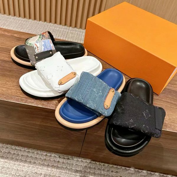 Denim Sandalen geprägte Männer Luxus Schuh Sommer Flach Frauen Schieberegler Plattform Kissen Komfort Pantoffeln Brown Designer Slide Pool Beach Schuhe Casual Mule Sandale Loafer