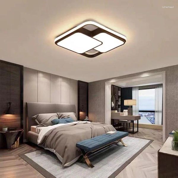 Luci del soffitto LED moderno per camera da letto Lampada di studio Soggiorno Plafond semplice lampadario quadrato nero con telecomando