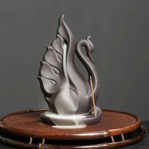 Lampade di fragranze 1 pccute Swan Waterfall Backflow Incenso Burner Ceramic Ceramic Home Desktop Ornment Incenso Fountain (senza incenso T240505