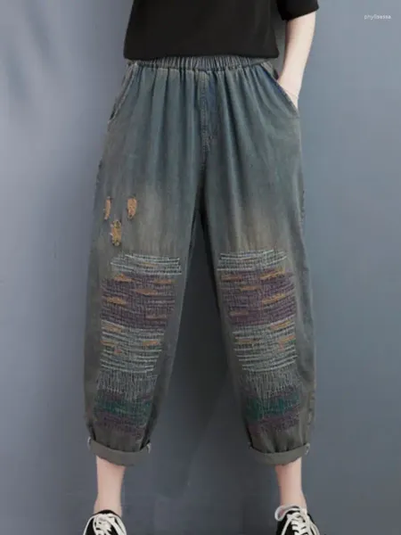Frauen Jeans 2024 Lose gemahlener weißer verzweifelter Sommer-Sommer-Vintage-vielseitige Linien bestickter elastischer Taille-Knöchel-Länge Hosen
