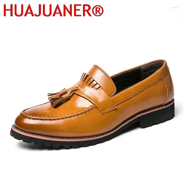 Sapatos casuais salfotos de couro escorregando em oxford para homens borla preto de designer de negócios formal moda