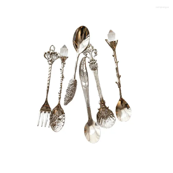 Geschirrsets 6pcs Vintage Spoons Fork mini Metall Real Style geschnitzte goldene Kaffee Obst Prikkers Dessert Küchenwerkzeug Teelöffel 1 Set