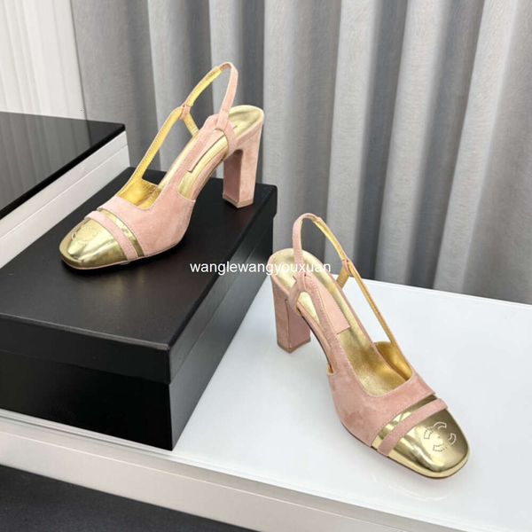 Sandali da donna di lusso Designer Spring Summer Designer Scarpe ad alto tacco alto in pelle BEIGE ROSA GRIGIO BERE BEIGE 2024