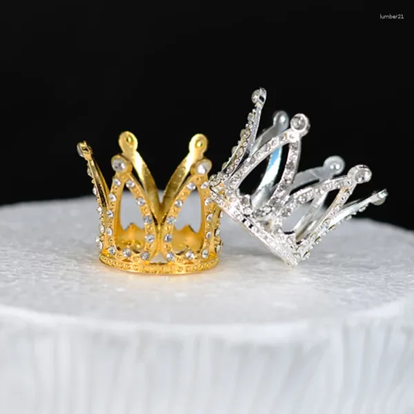 Partyzubehör 5pcs/Lot Mini Crown Prinzessin Topper Kristallkuchen Topper Hochzeit DIY Geburtstagsdekoration