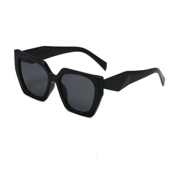 15 neue Modequadrat -P -Dreiecksgläser Sonnenbrille UV Proof Sonnenbrille