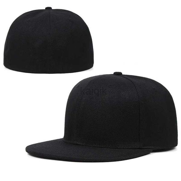 Tappi a sfera Fashion Soild Baseball Cap Men Adattata Flat Peak Hip Hop Caps for Men Women Snapback Cappelli Bone Outdoor Casual Travel Sun Cappelli D240507