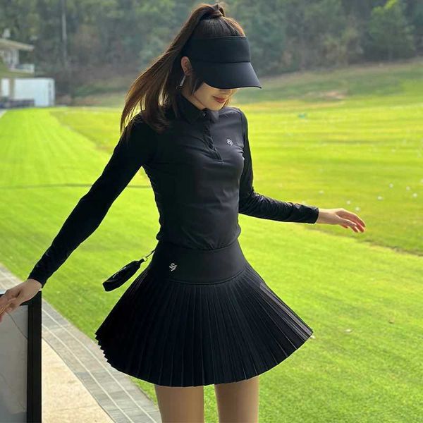 Kadınların izleri SG Kadın İlkbahar ve Yaz Yeni Buz İpek Uzun Slve T-Shirt Serin Siyah Spor Pileli Etek Takım Kadın Giyim Y240507