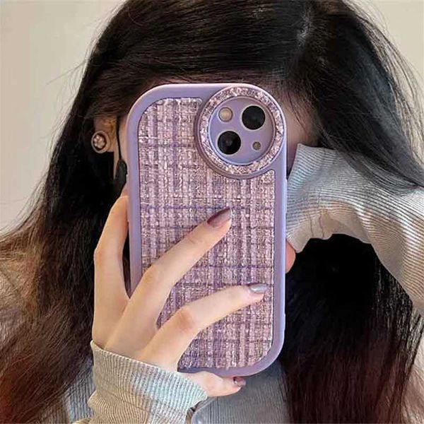 Casos de telefone celular Tweed Tweed Fabric Lattice Case para telefone 14 13 12 11 Pro Max X Xs Max XR 14 Plus Winter Fluffy à prova de choques Tampa