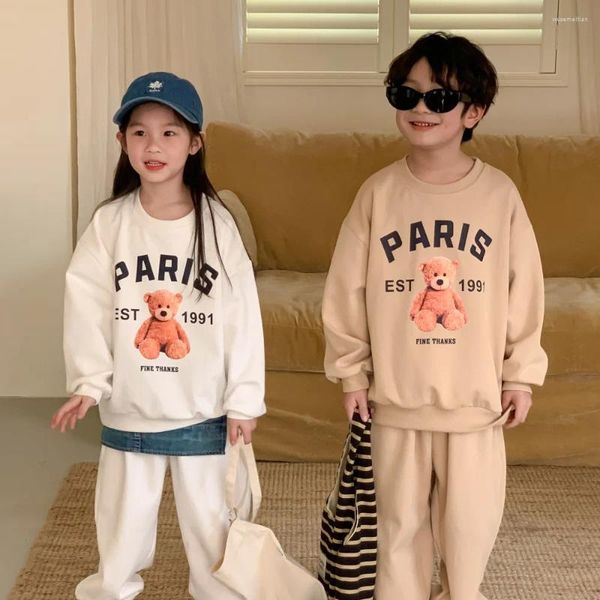 Наборы одежды 2024 Spring Kids Kids Girll Set Set Set Cartoon Bear Letter Printed Sweathirt Suits Colid Sports Jogger Bants детские наряды