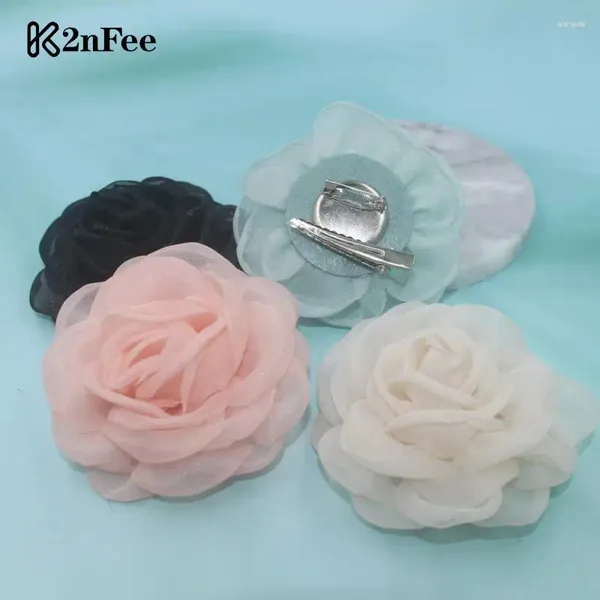 Broches de 4 cores de pano bonito Fácil partida de flor de flor de broche pino presentes de moda de moda fashion camellia for women