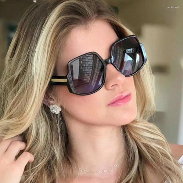 Óculos de sol Moda Mulheres Irregular Big Frame Square Square Vintage Designer Sun Glasses