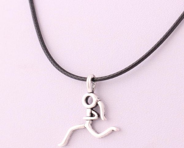 Figura a bastoncino in stile semplice che corre in pelle con cartone animato Collana Sports Women Gioielli 5483237