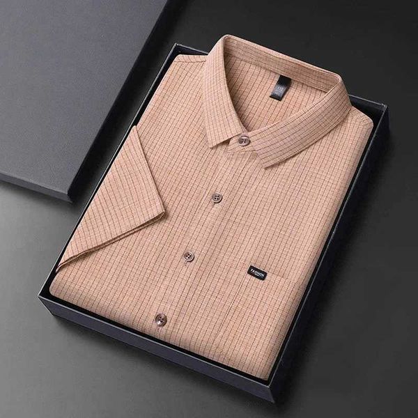 Camicie da uomo 2024 Mens Business Casualizza casual in cotone camicia a slitta corta comoda cotone top d240507