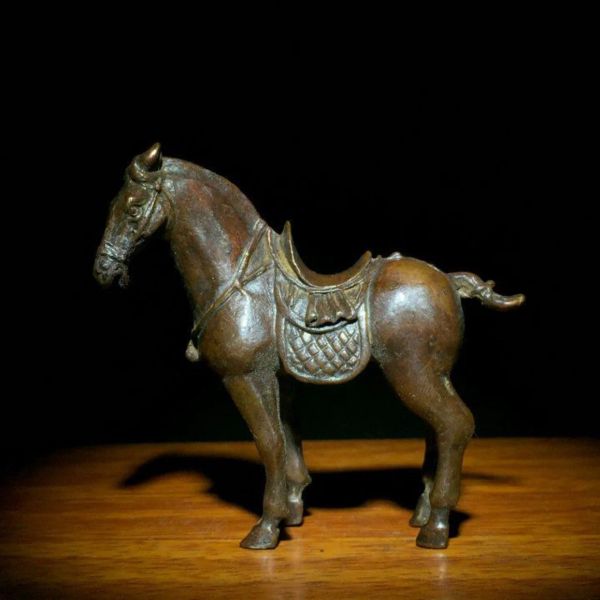 Sculture antiche collezioni di articoli in bronzo antico cavallo tang di bronzo solido con cavallo a sella manico in bronzo manico a cavallo tang horse