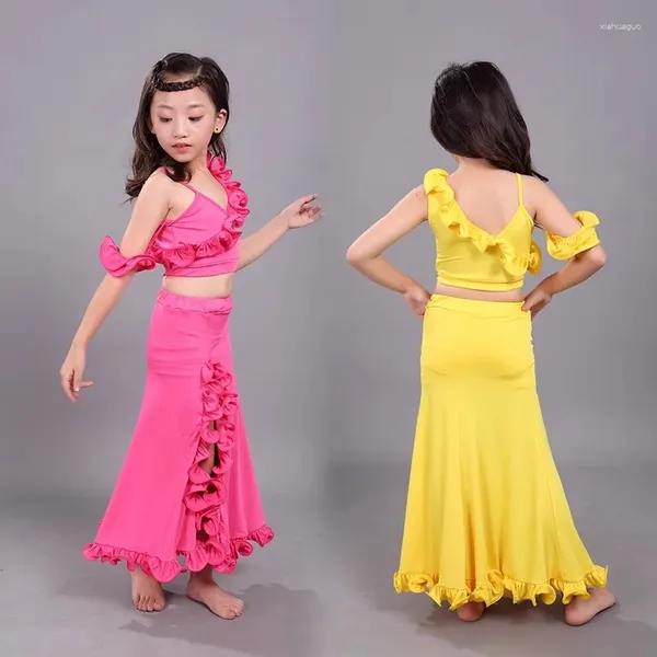 Стадия ношения детских танцев живота