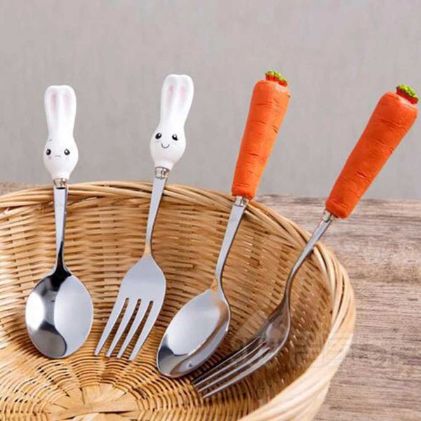 Tazze di piatti utensili 1 simpatico manico di carota coniglio per le gighetti per bambini alimentare cucchiaio per bambini in acciaio inossidabile per alimentazione per bambini handlel2405