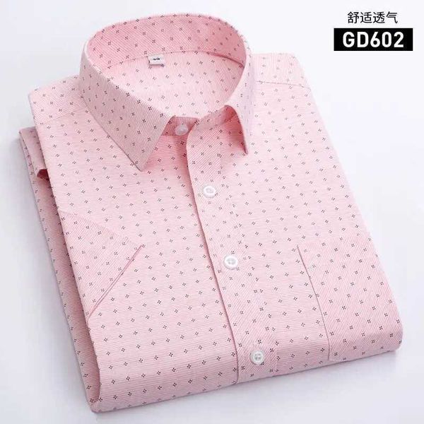 Camisas de vestido masculinas Imprimir verão Novo mass de vestido social branco camisetas sociais clássicas faixas xadrezas de algodão, camiseta casual de negócios casual d240507